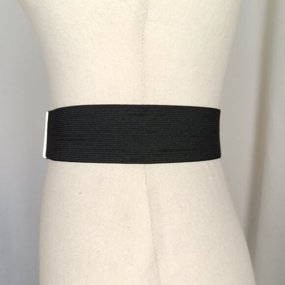 S O L D * Vintage Stretchy Cinch Belt, 26 – 34”+ - Picture 2 of 5